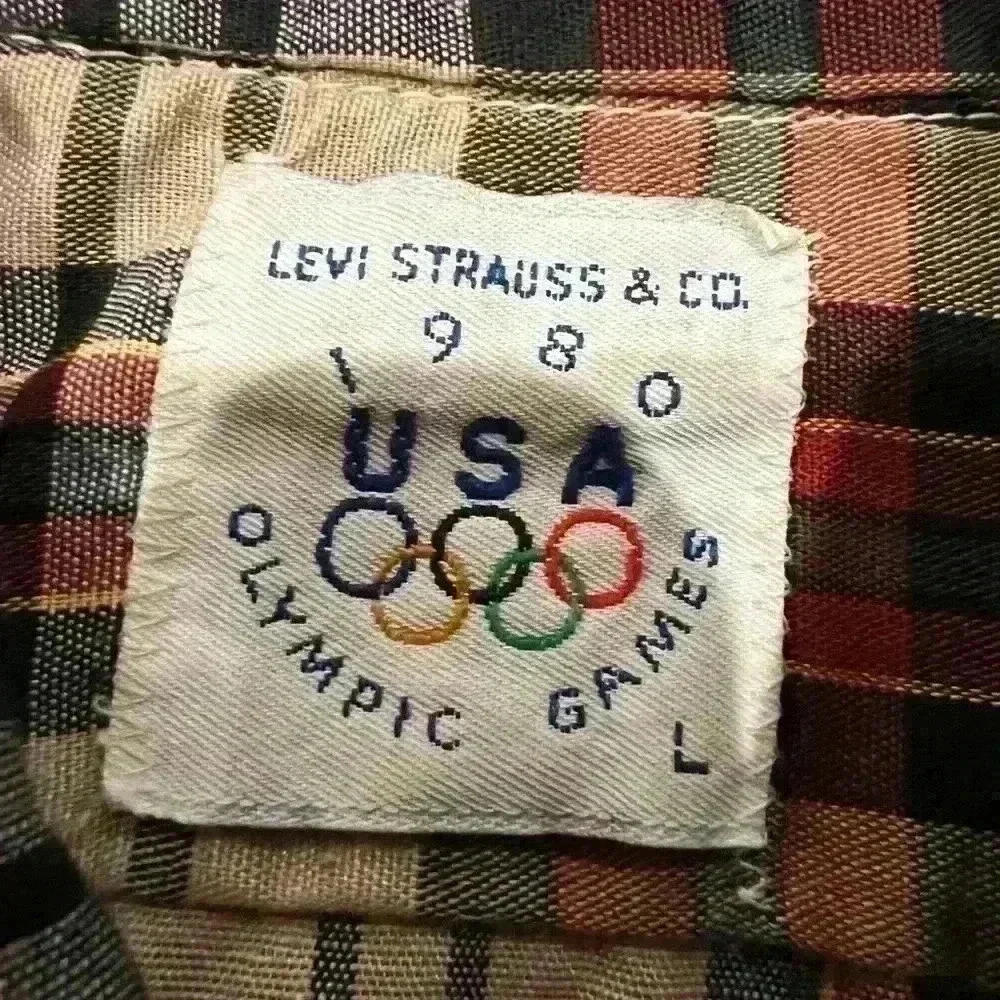 Vintage Levi’s Levi Strauss 1980 olympic games mens button down size large